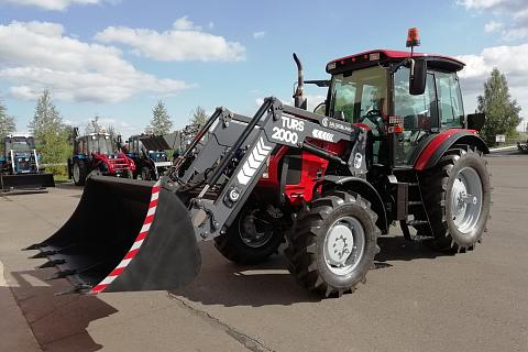 КУН(TURS)-2000-0Д-1221 Погрузчик с джойстиком с плавающим положениеи и выворотом ковша