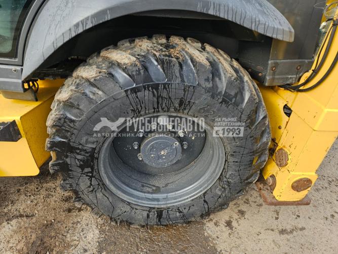 Купить Экскаватор-погрузчик New Holland B80B б/у (2021 г., 2929 м.ч.)(4824) без кондиционера в компании Русбизнесавто - изображение 4