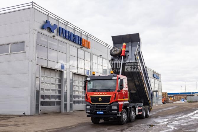 Купить Самосвал SITRAK C7H MAX 8x4 ( ZZ3316V306ME ) / 6.3*2.3*1.5+0.3 / 22-26 м3 / наклон / R22.5 в компании Русбизнесавто - изображение 2