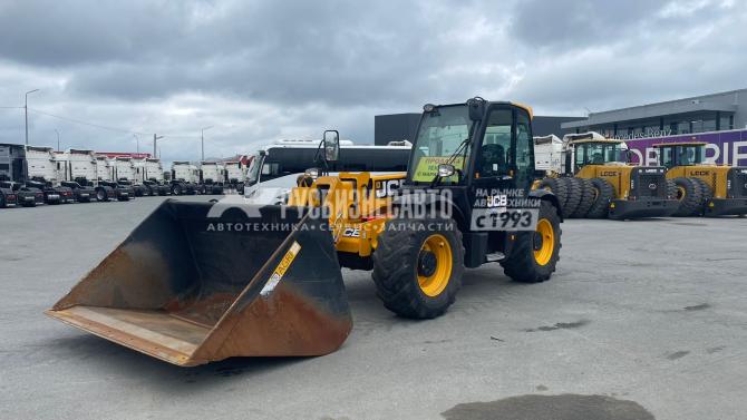 Купить Телескопический погрузчик JCB 536-60AG б/у (2020 г.в., 4753 м.ч.) (ковш+вилы) (2222) в компании Русбизнесавто - изображение 1